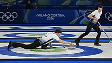 Vít Chabi�ovský a Julie Zelingrová v utkání s Koreou.