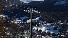 Lanovka Apollonio-Socrepes v Cortin� není krátce p�ed startem olympijských her...