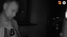 Policisté v Jarom��i zadr�eli mu�e podez�elého z pobodání