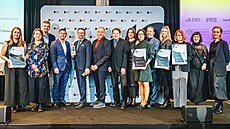 Dr�itelé ocen�ní Mluv�í roku 2025