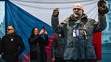 Herec Hynek �ermák vystoupil na demonstraci v centru Prahy na podporu...