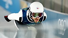 Skokan na ly�ích Roman Koudelka ve zku�ebním kole v závodu na st�edním m�stku...