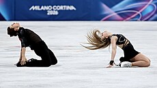 Kate�ina Mrázková a Daniel Mrázek vystupují v sout�i rytmických tanc� na...