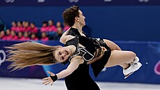 Kate�ina Mrázková a Daniel Mrázek vystupují v sout�i rytmických tanc� na...