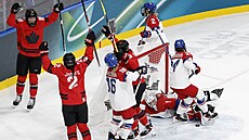 Kana�anka Julia Goslingová slaví �tvrtý gól svého týmu b�hem zápasu proti �esku...