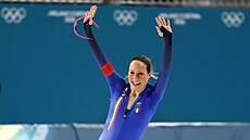 Italská rychlobrusla�ka Francesca Lollobrigidová vyhrála závod na trati 3 000...