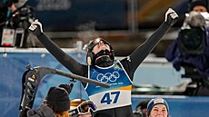 Olympijskou vít�zkou ve skocích na ly�ích se stala norská závodnice Anna Odine...