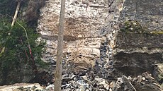 V Moravském krasu se z�ítila skála na cestu Pustým �lebem. (6. února 2026)