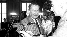 Nejúsp�n�j�í trenér hokejové Dukly Jihlava Jaroslav Pitner.