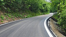 Silnice I/19 se kv�li sesouvání svahu a nutné sanaci opravovala naposledy na...