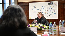 Premiér Andrej Babi� (ANO) nav�tívil Psychiatrickou nemocnici Bohnice. (6....