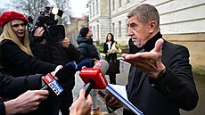 Premiér Andrej Babi� (ANO) nav�tívil Psychiatrickou nemocnici Bohnice. (6....