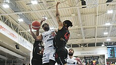 D��ín, 7.2. 2026, BK D��ín - Nymburk, zápas basketbalové ligy. Vlevo úto�í...