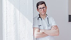 V�eobecný léka� a zástupce vedoucího Ústavu v�eobecného léka�ství na 1....