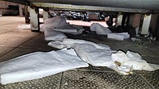 Nepo�ádek pod kuchy�ským za�ízením