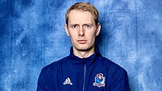 Ivo Mocek je trenér �enských hokejistek a dovednostní kou�. Dlouhodob� �ije v...