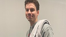 Media mana�er Joná� �tekr si první den na olympiád� v Milán� vyzkou�el roli...