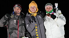 Zlatý Max Langenhan, st�íbrný Jonas Mueller z Rakouska a bronzový Dominik...