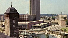 Saská Kamenice v roce 1980. Vlevo v� Roter Turm, za ní kongresové centrum s...