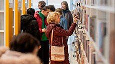 N�kdej�í kotelna na olomouckém sídli�ti nov� slou�í jako knihovna, ale také...