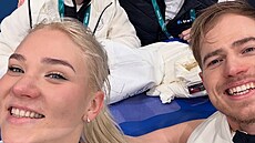 Taschlerovi den po p�íletu �asn� ráno vyrazili na první trénink do Brusla�ské...