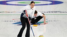 �e�tí curle�i Julie Zelingrová a Vít Chabi�ovský v utkání proti Norsku.