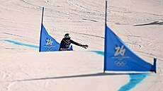 Ester Ledecká na trati ve vy�azovací �ásti paralelního ob�ího slalomu...