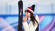 Zuzana Mad�rová se svým olympijským zlatem z Livigna.