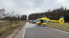 Dva lidé se zranili p�i nehod� osobního auta, kamionu a dodávky u �astolovic na...