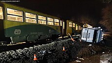 Vlak v úseku Ji�ín - Libu� vykolejil po srá�ce s kamionem. (5. února 2026)