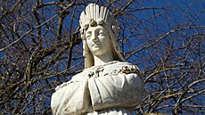 Socha Panny Marie z La Salette