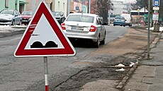 Díry v silnicích silni�á�i opraví a� po zimní sezon�. Do té doby p�ed n�kterými...