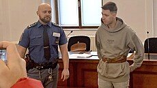 Adam Chmura u Krajského soudu v Plzni (9. února 2026)