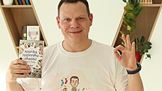 Ji�í May a jeho nová kniha �Kronika rodinného chaosu�