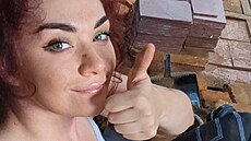 Britka Eleanor Sutcliffová si po bolavém rozchodu nemohla dovolit v anglickém...