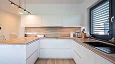 S vybavením interiéru Monice velmi ochotn� pomáhala realiza�ní firma. 