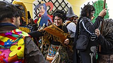 N�kolik tisícovek lidí dorazilo na víkendový Le�etínský fa�ank, který má ve...