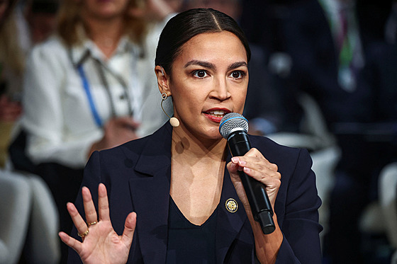 Americká kongresmanka Alexandra Ocasio-Cortezová na Mnichovské bezpe�nostní...