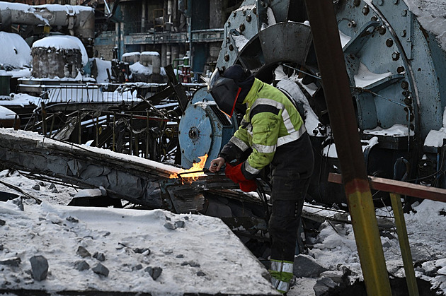 Ruské údery změnily elektrárnu na Ukrajině v pustinu. Oprava potrvá až roky
