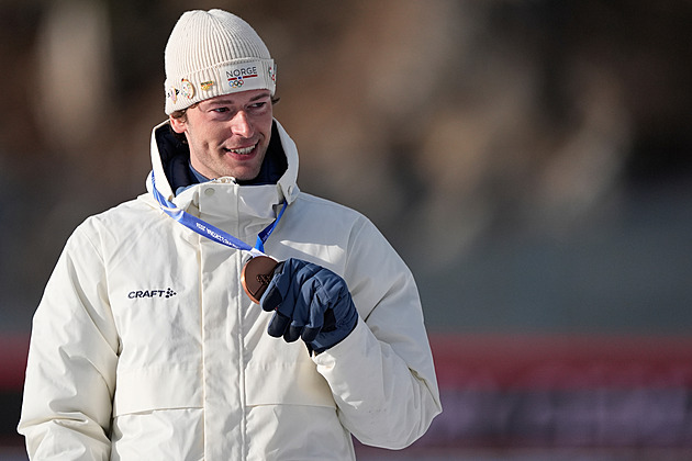 I to byla olympiáda: Nevěrný biatlonista, chybějící kondomy či závodící pes