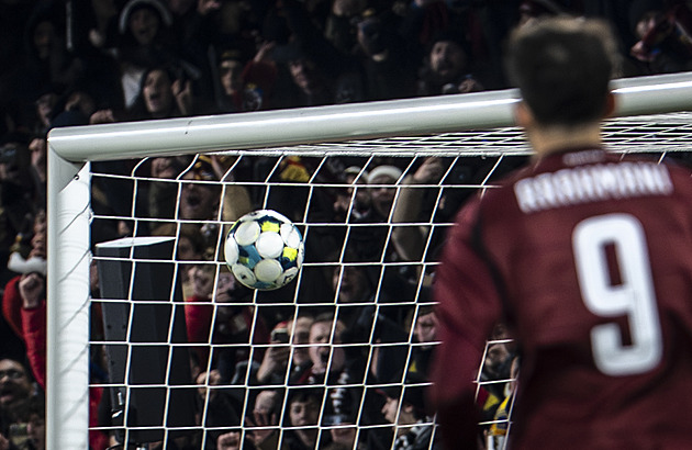 Výkon nebyl nejlepší, na výhru ale stačil. Priske o Hradci i absencích v obraně