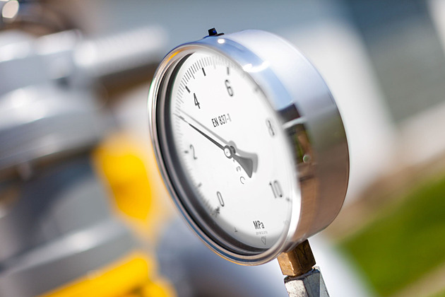 Útoky na energetická zařízení eskalují, cena plynu prudce roste