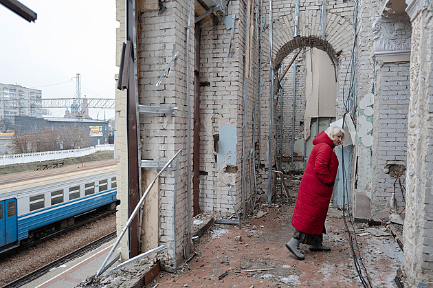 Energetiku jsme zničili, teď rozmlátíme železnici. Rusko chce Ukrajinu paralyzovat