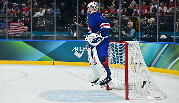 Dostal bizarní gól z půlky hřiště. Mohl za to mantinel? Ne, jsem barvoslepý, líčí gólman