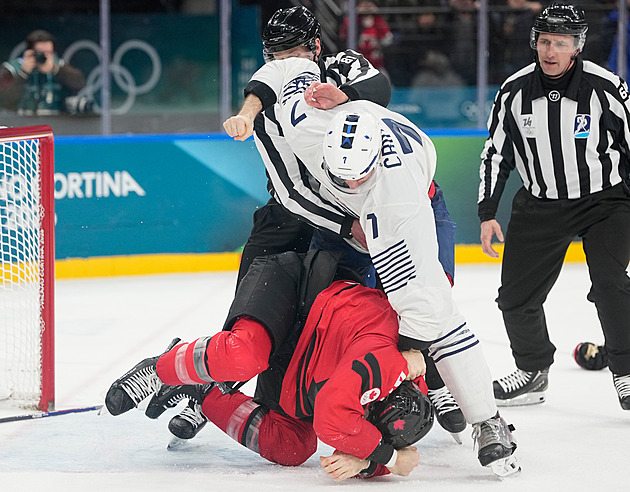 Na olympiádě už nenastoupíš! Francie po bitce vyřadila hráče, provokoval fanoušky