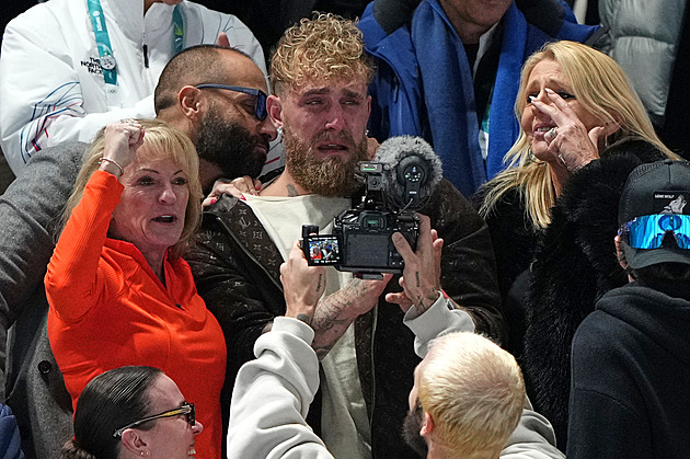 Odměna za olympijské medaile. Jake Paul daroval Leerdamové luxusní vůz