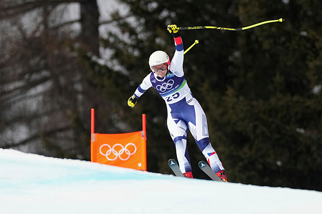 České sjezdařky jsou v polovině kombinace u konce pořadí. Vedou Američanky
