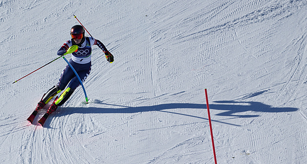 Shiffrinová prolomila kletbu a má zlato ze slalomu. Dubovská poskočila na 18. příčku