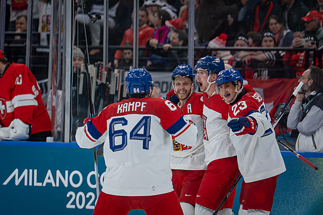 Všichni cítíme, že to není úplně ono, uznal Rulík. A Pastrňák? Řešíme, jak mu pomoct