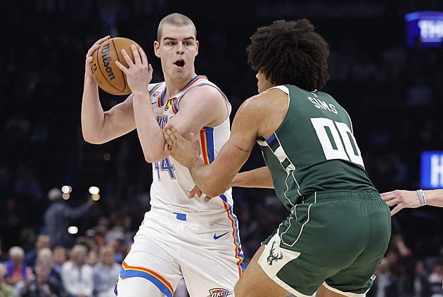 Porazil rakovinu varlat a debutoval v NBA. Dvacetiletý Topič se teprve vrací do formy